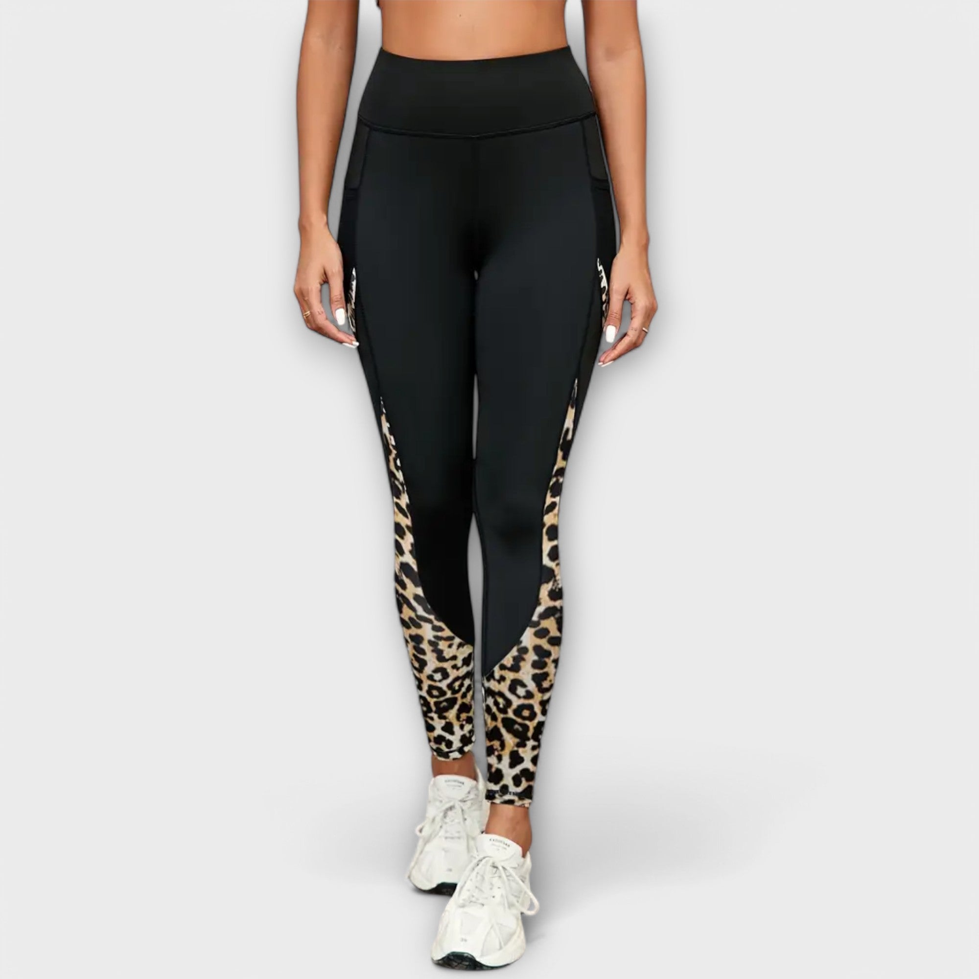 Pantaloni de antrenament cu talie înaltă și imprimeu leopard