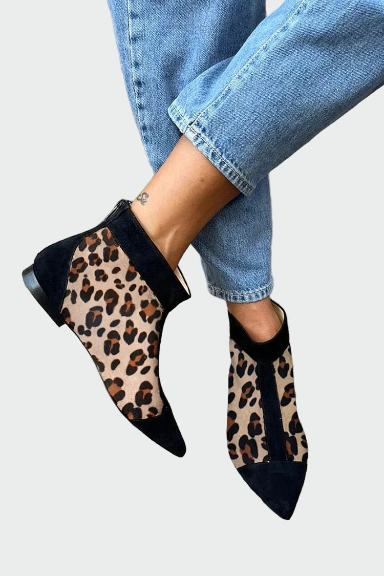 Botine cu imprimeu leopard și vârf ascuțit