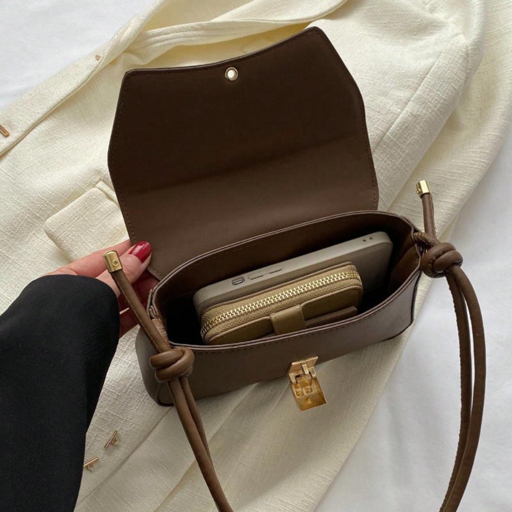 Lăzărica — Geantă de umăr cu un aer vintage