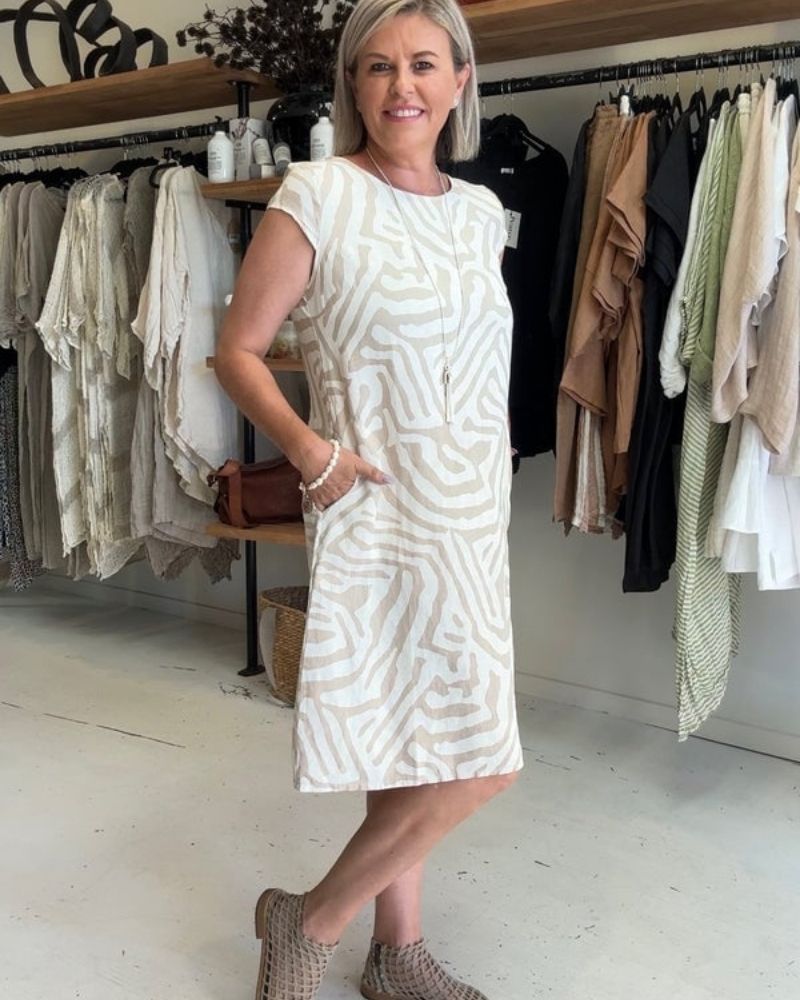 Luminuța | Rochie Elegantă și Confortabilă