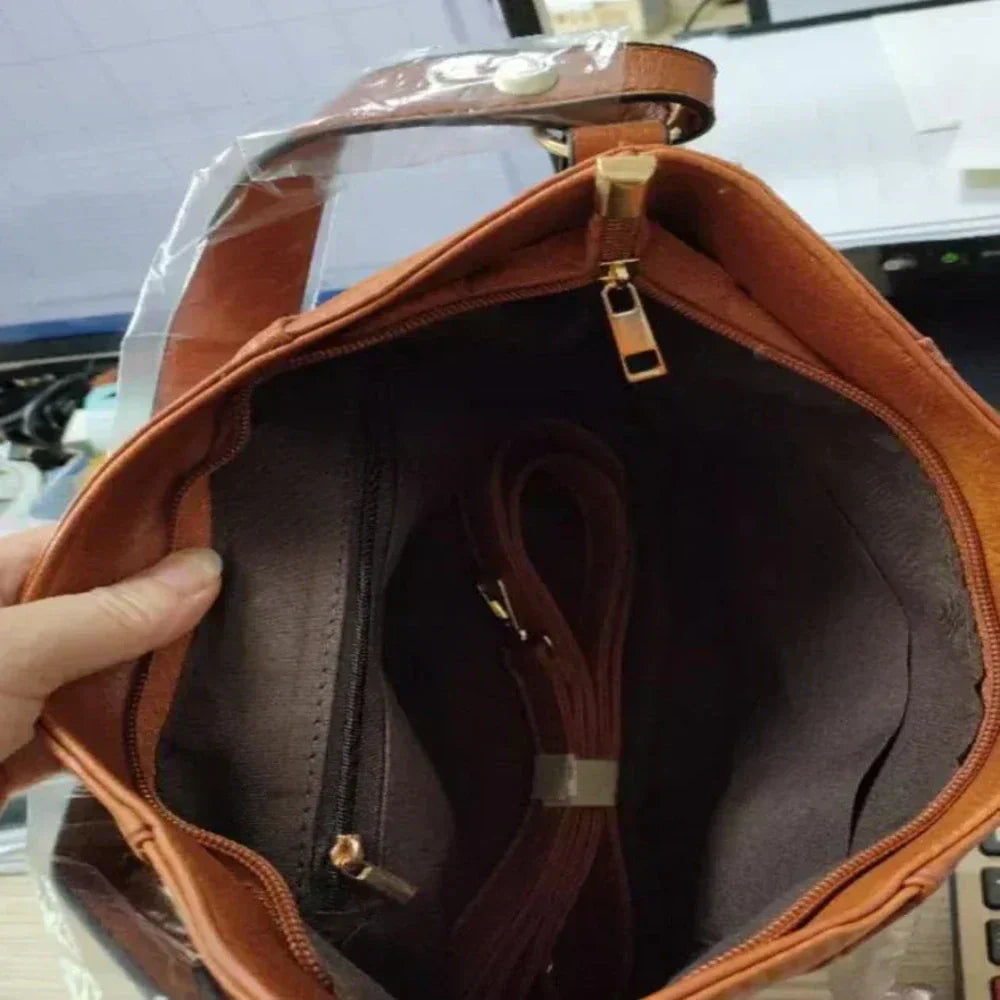 Dochia — Geantă de umăr vintage cu un design elegant și atemporal