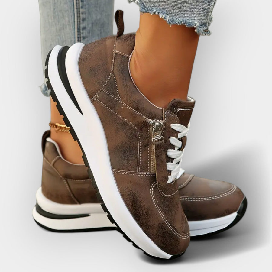 Adidași ergonomici cu design elegant
