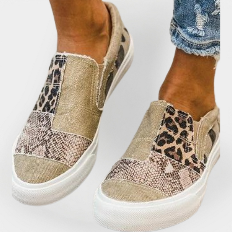 Pantofi Confortabili cu Design Unic în Stil Animalier