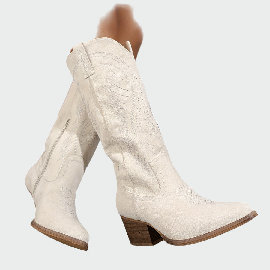 Biserka - Elegante Botine Brodate în Stil Vestic