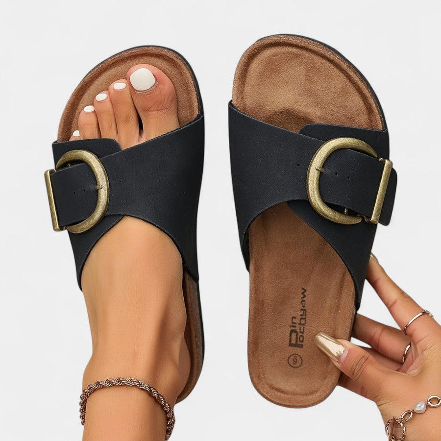 Lukia - Pantofi de vară eleganți din plută cu detalii cu catarame