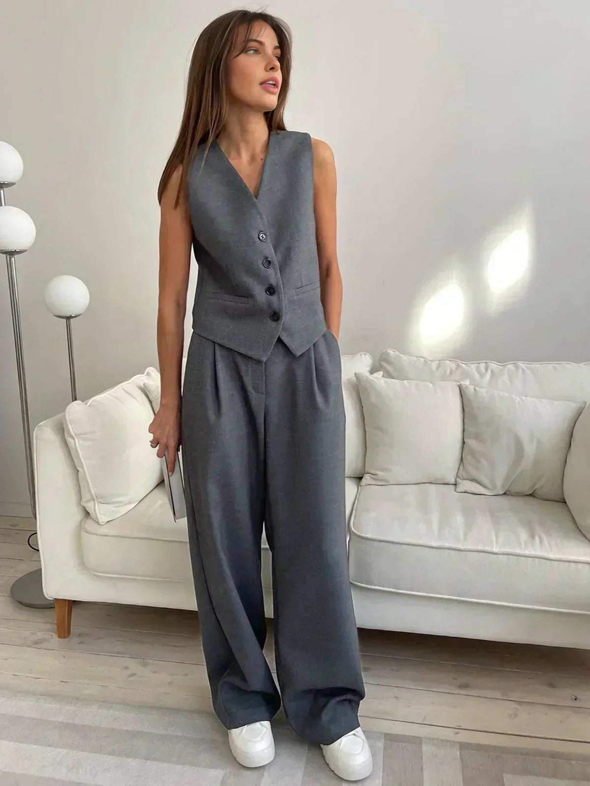 Elegant Lison Collection