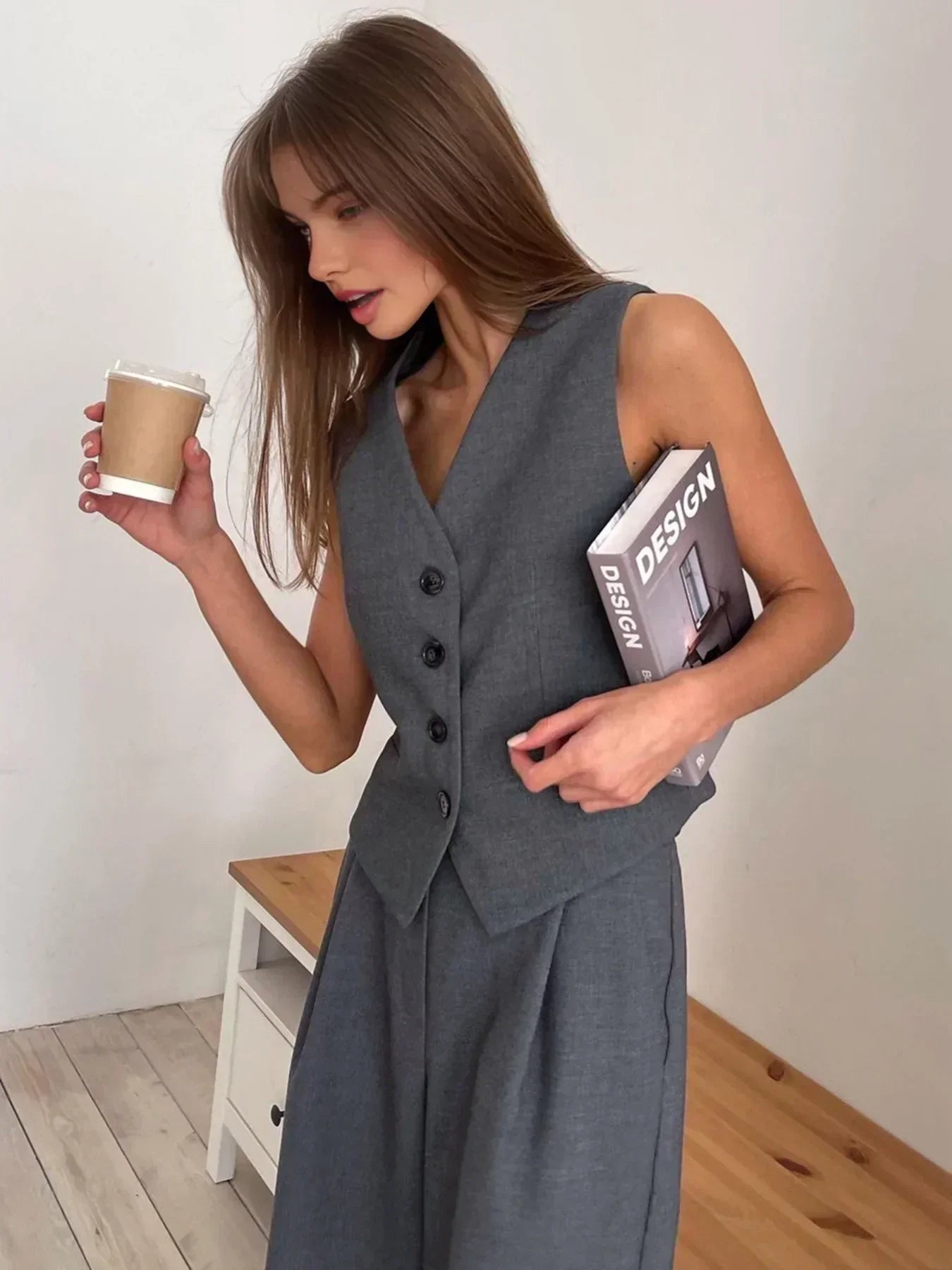 Elegant Lison Collection