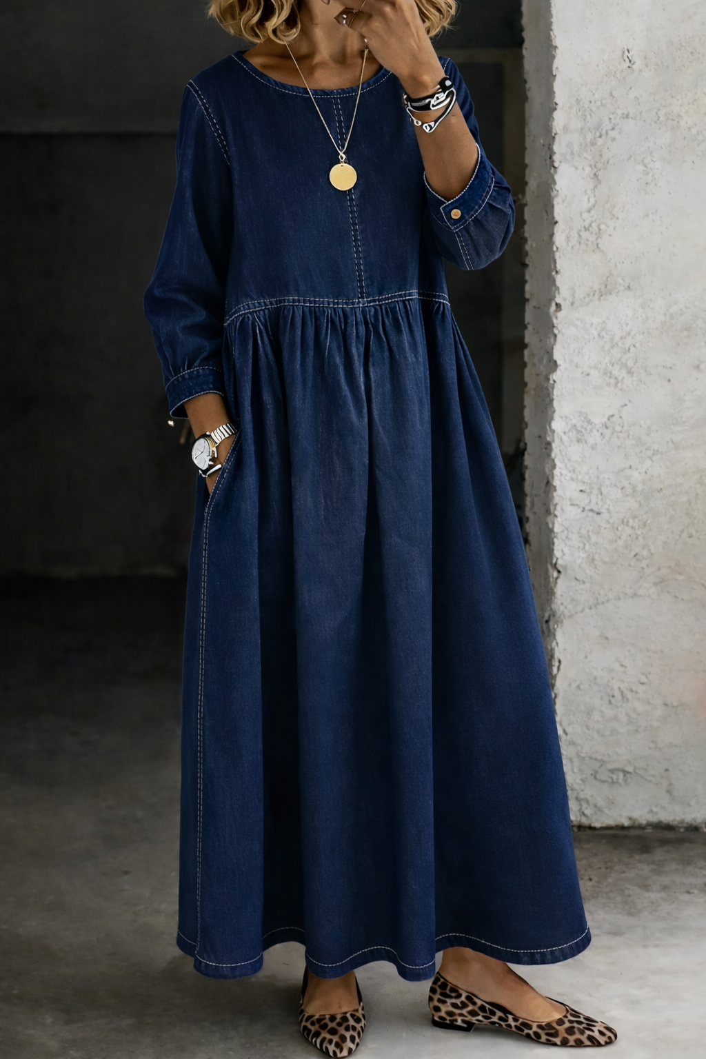 Melissa™ | Rochie din denim cu decolteu rotund și mâneci lungi" 

Rewritten Title: "Rochie din denim Melissa™ cu decolteu rotund și mâneci lungi