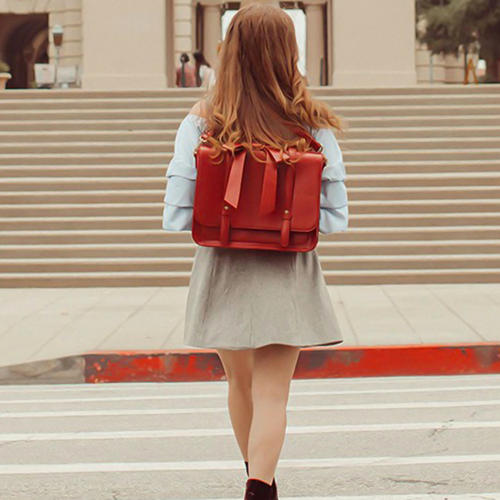 Corina — Sac Retro Twist în Nuante de Bleu și Roz