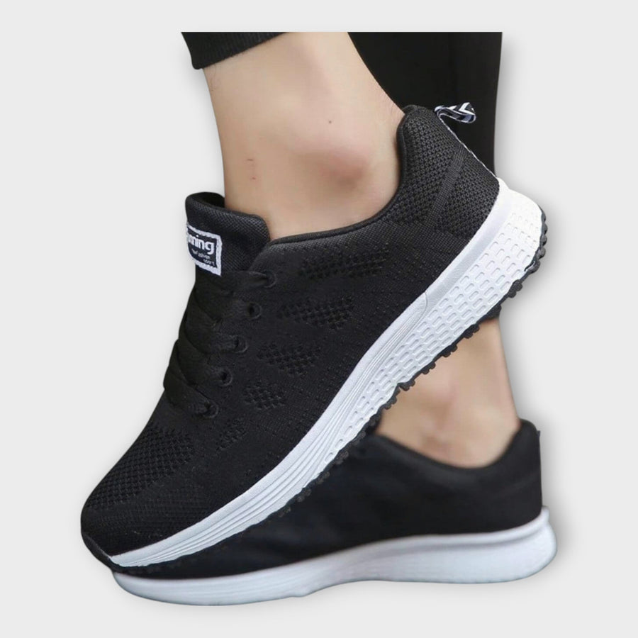 Pantofi sport cu plasă respirabilă și talpă antiderapantă