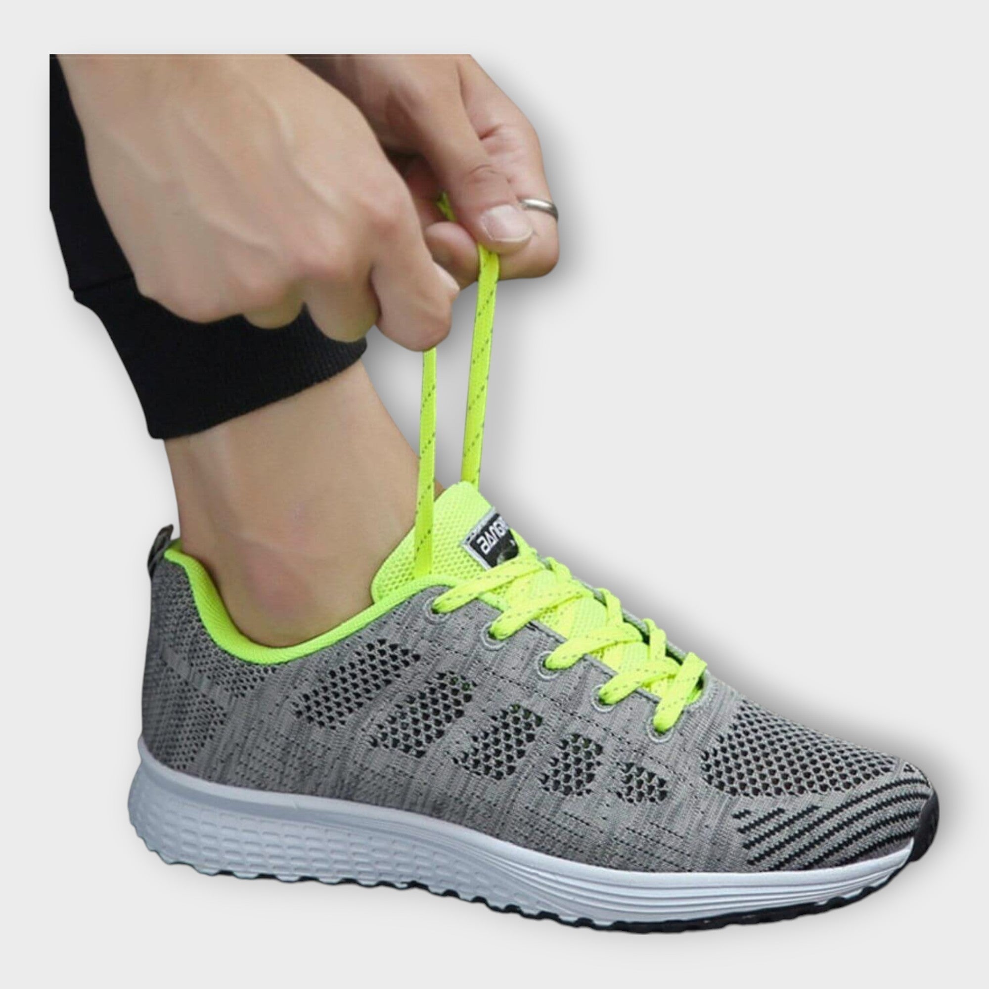 Pantofi sport cu plasă respirabilă și talpă antiderapantă