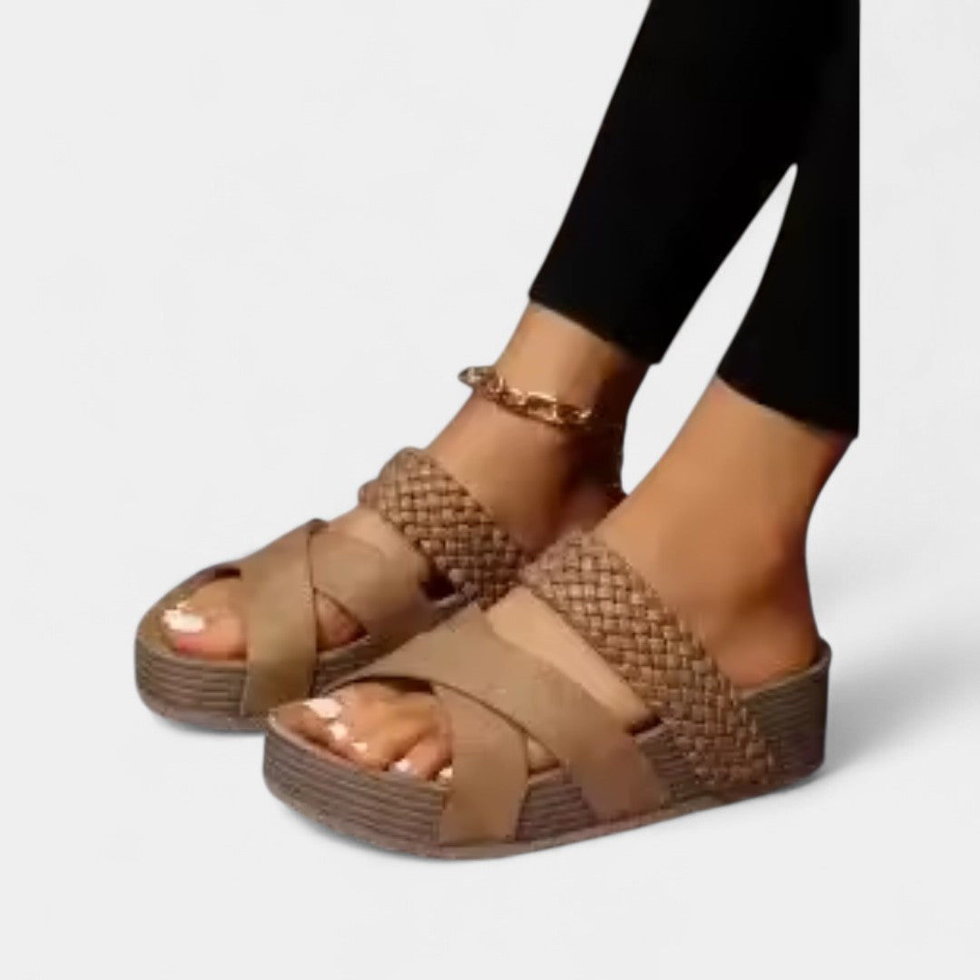 Christina - Sandale elegante cu confort și suport pentru utilizare zilnică