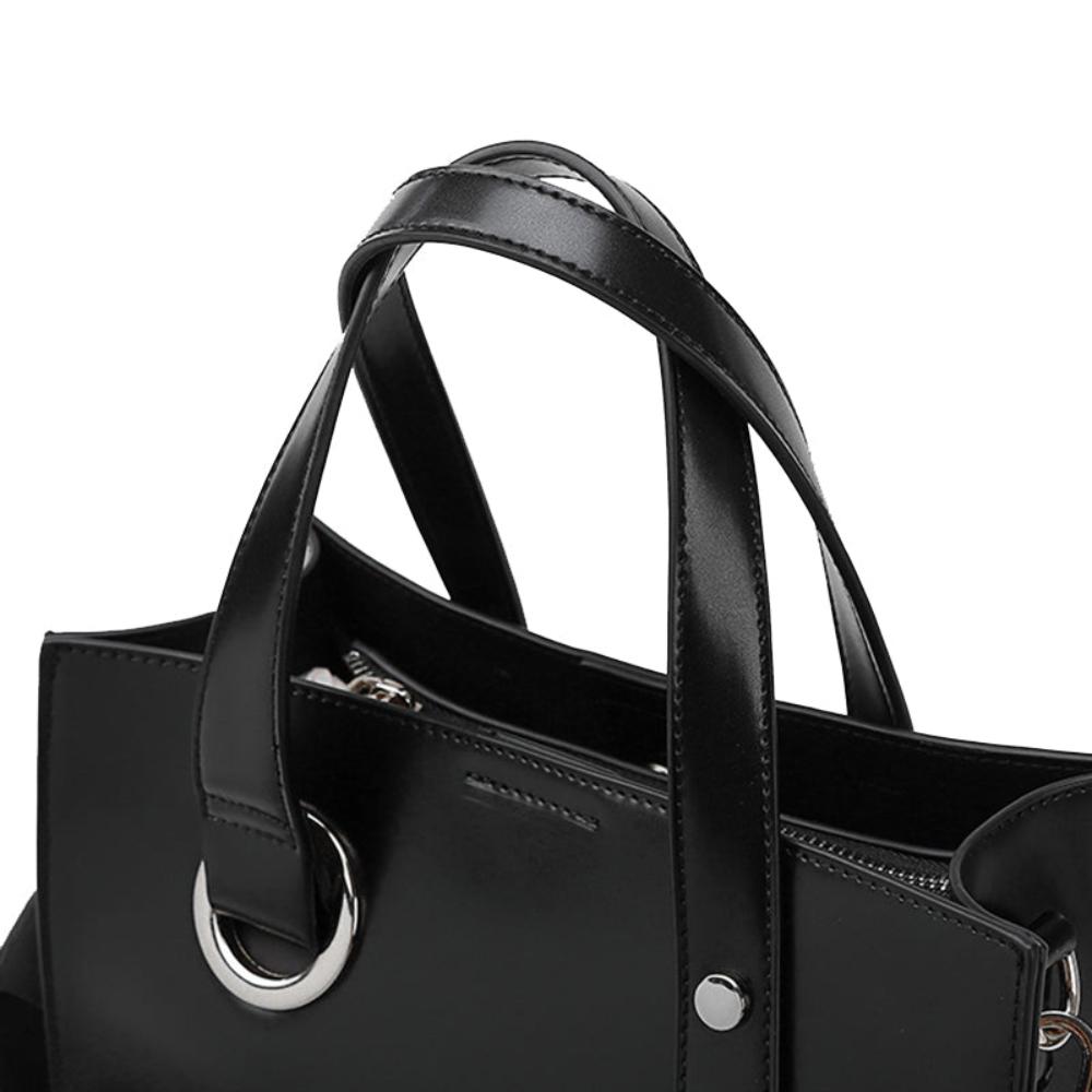 Lidia — Sophisticated Minimalism