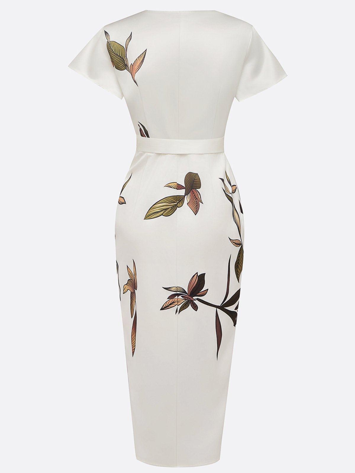 Rochie elegantă cu design petrecut