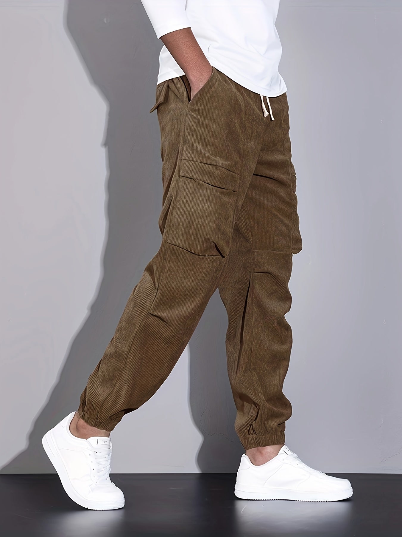 Roy | Pantalón Cargo de Corduroy