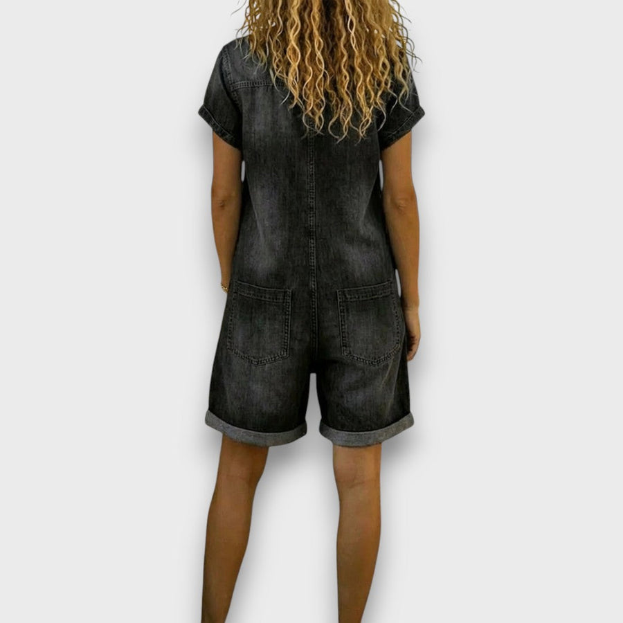 Joan™ | Salopetă scurtă din bumbac cu aspect denim